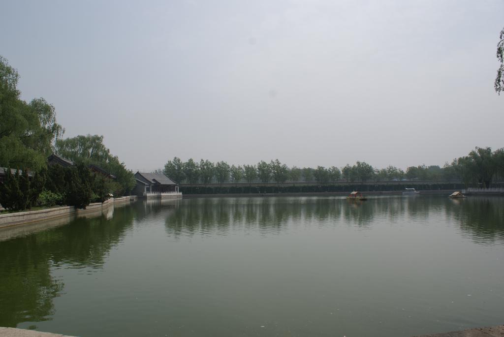 Beijing Fuyuan Garden Business Hotel Exterior photo